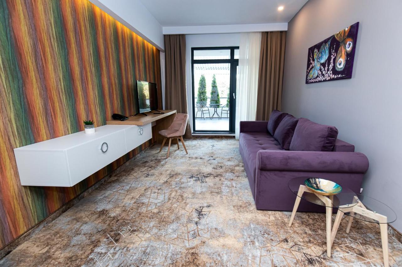 Grand View Hotel & Suites Copou Iasi Exterior foto
